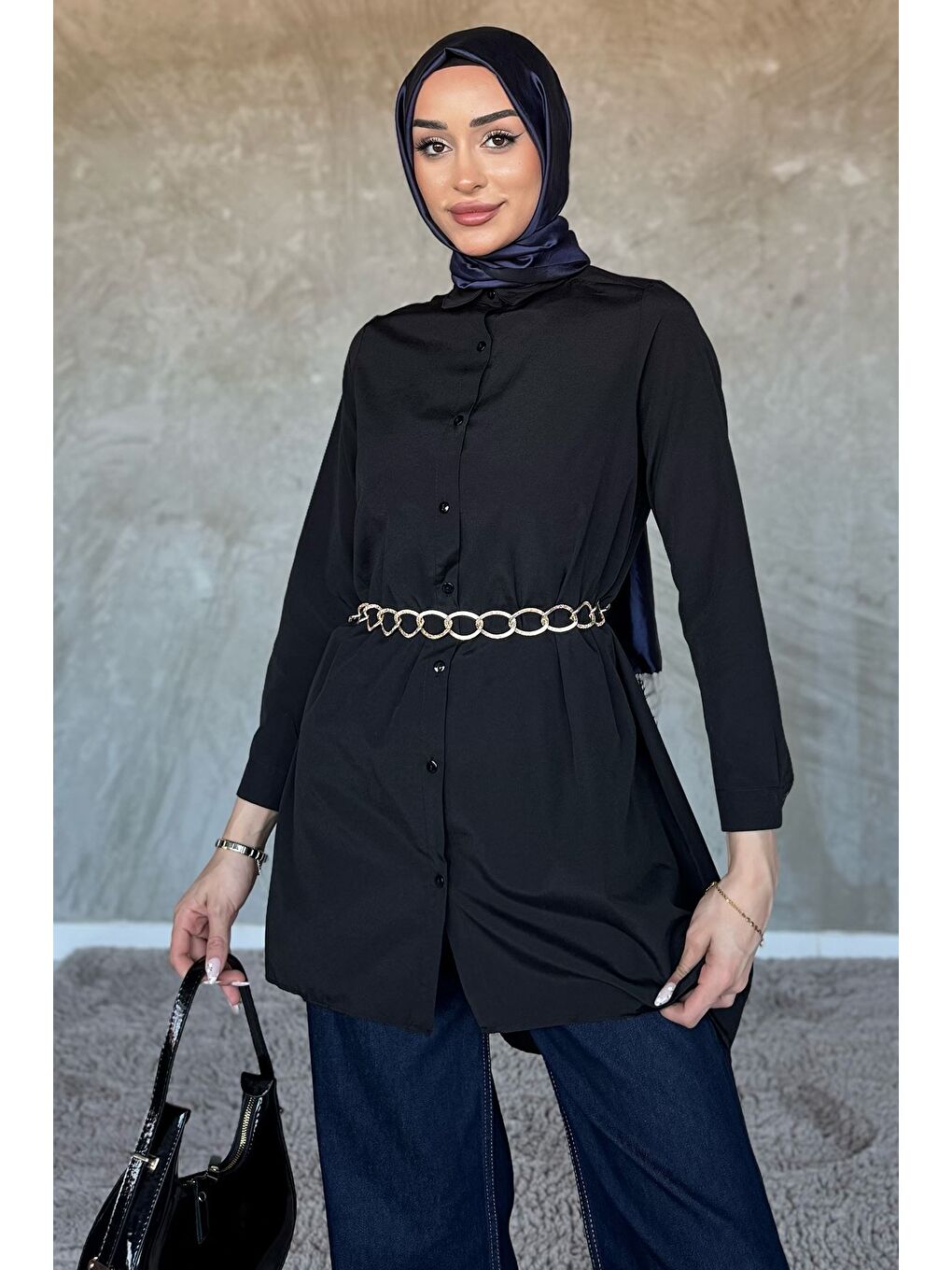 Siyah Zincir Kemerli Tesettür Tunik-2