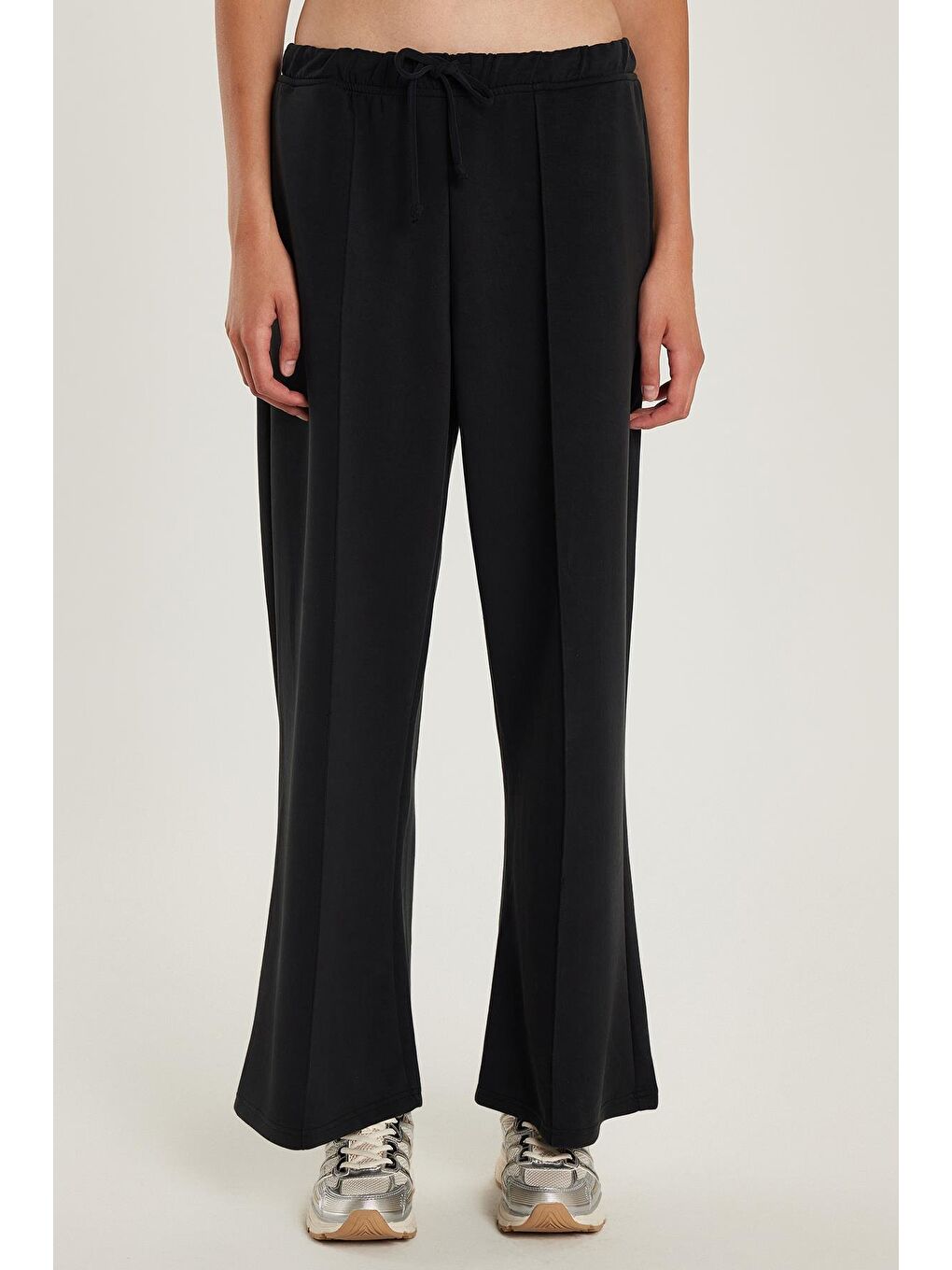 Kadın Modal Kumaş Slim Fit Dar Kesim Beli Lastikli Bağcıklı Siyah Pantolon