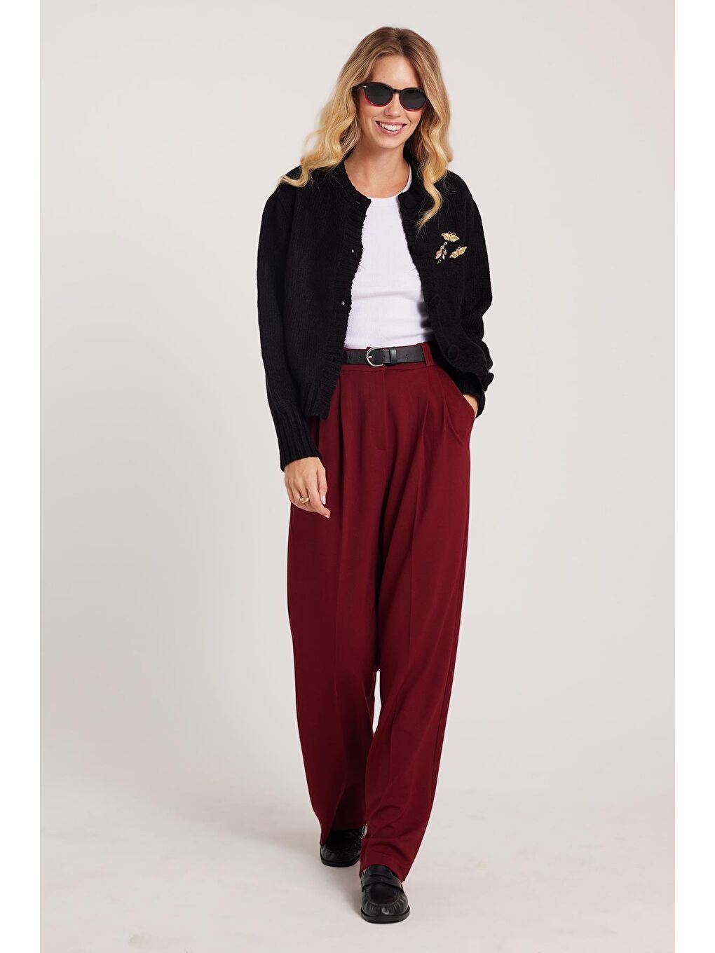 Kadın Regular Fit Klasik Kesim Yüksel Bel Geniş Paça Bordo Pantolon-3