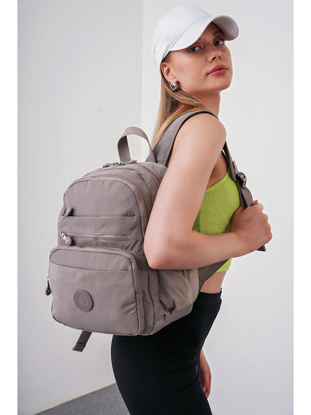 Bej Kadın Sırt Çantası BHPC6010-3