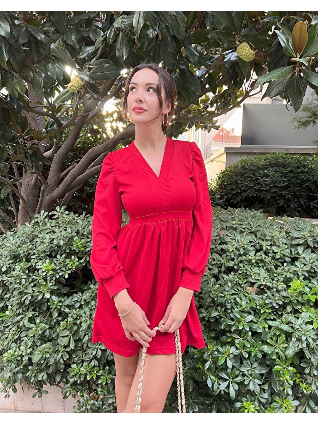 Kırmızı Kadın Uzun Kollu V Yaka Belden Hafif Pileli Scuba Krep Mini Boy Elbise-1