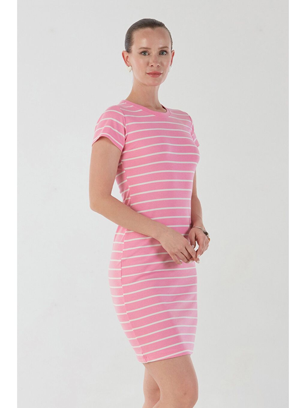 Pembe Çizgili Bisiklet Yaka Elbise-2