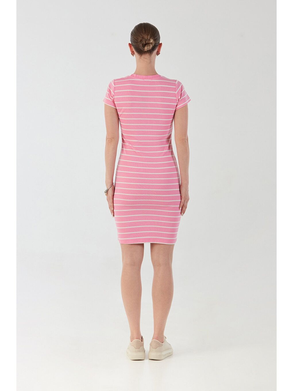 Pembe Çizgili Bisiklet Yaka Elbise-3