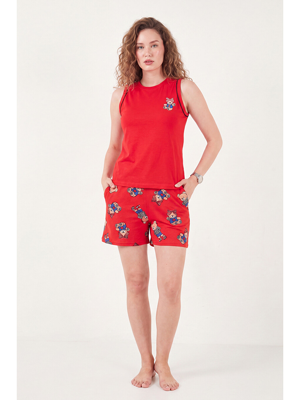 Kırmızı Baskılı Pamuklu Bisiklet Yaka Şortlu Pijama Takımı 65790786-3