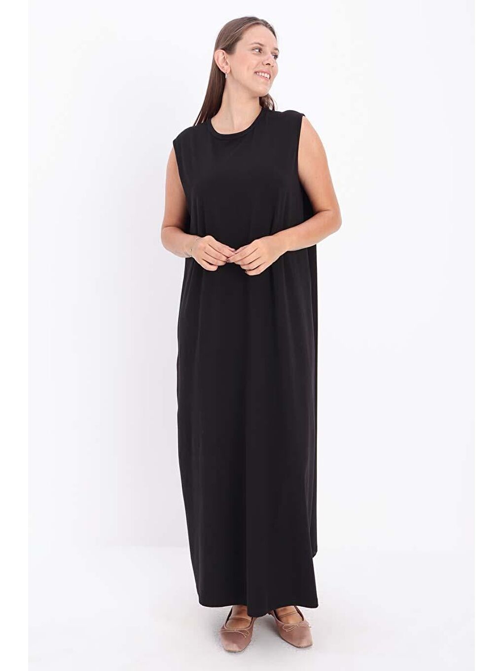 Siyah-Büyük Beden Pamuklu Bisiklet Yaka Kolsuz Elastanlı İçlik Elbise