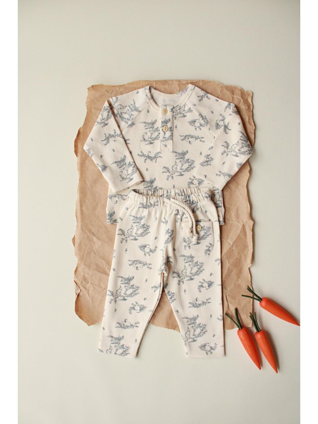 Bej Tavşan Unisex Cepli Omuz Patlı Alt Üst Takım-1