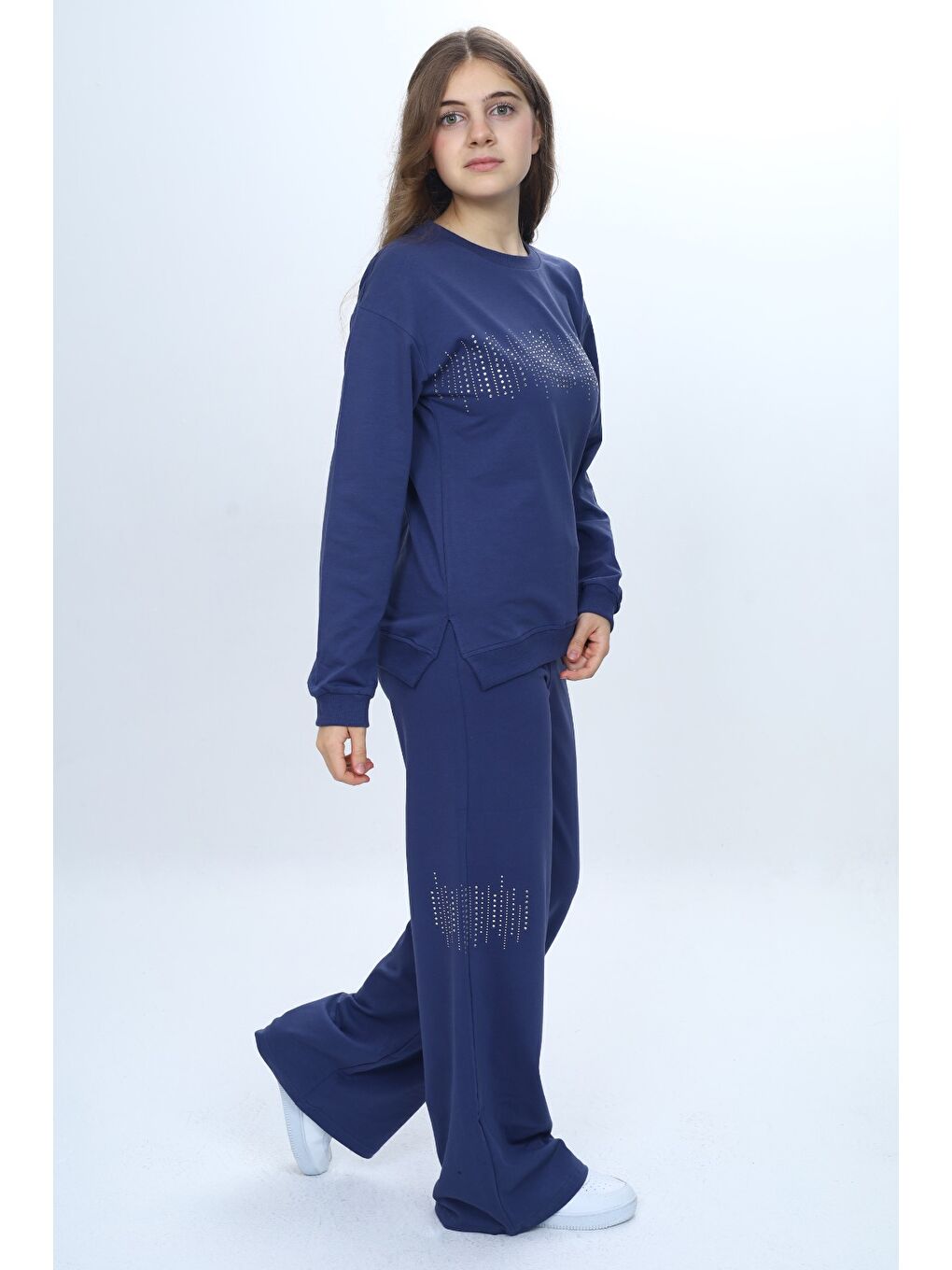 İndigo Kız Çocuk 2'li Takım Taş İşlemeli & Bisiklet Yaka Sweatshirt & Bol Paça Cepli Eşofman Altı-2