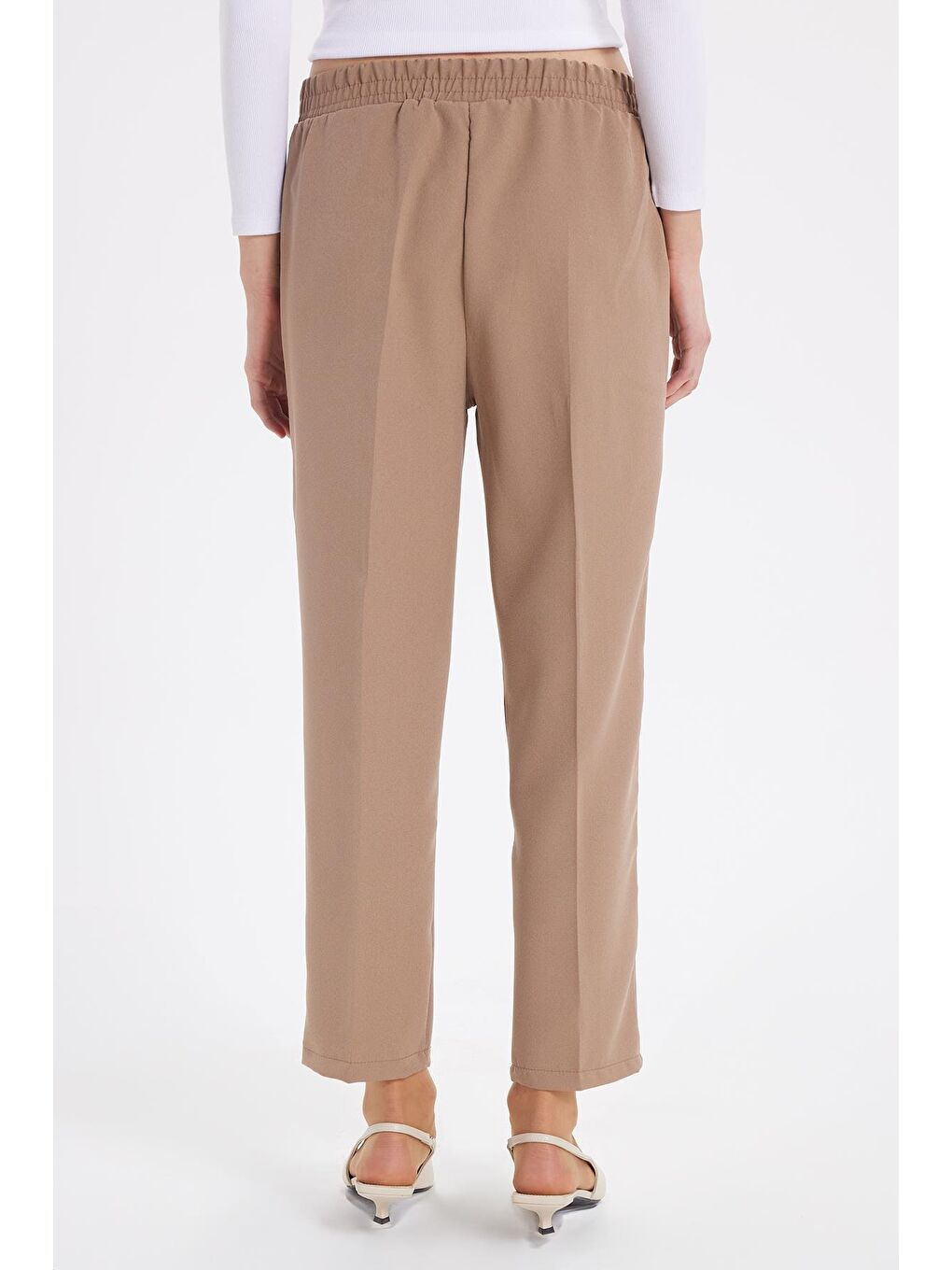 Bej Kadın Relax Fit Rahat Kesim Yüksel Bel Düz Paça Beli Lastikli Vizon Pantolon-5