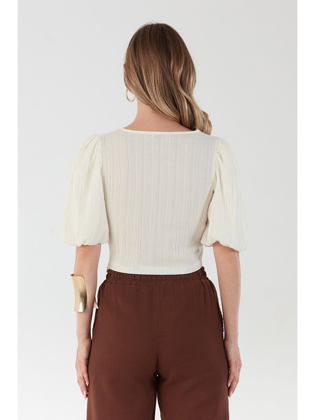 Ekru Önü Düğümlü Balon Kol Bluz-3