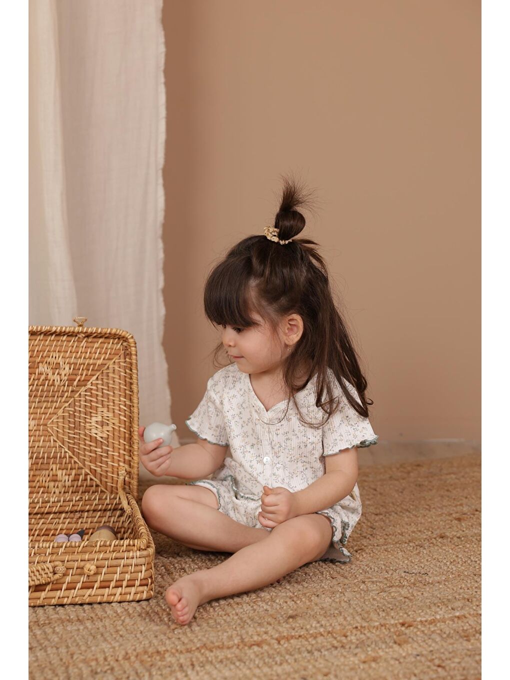 Bej Sarmaşık Baskı Kız Şort Takım-5