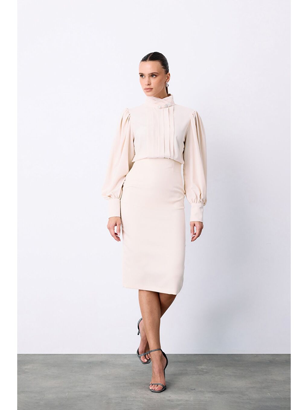 Nervür Detaylı Bluz - Bej-1