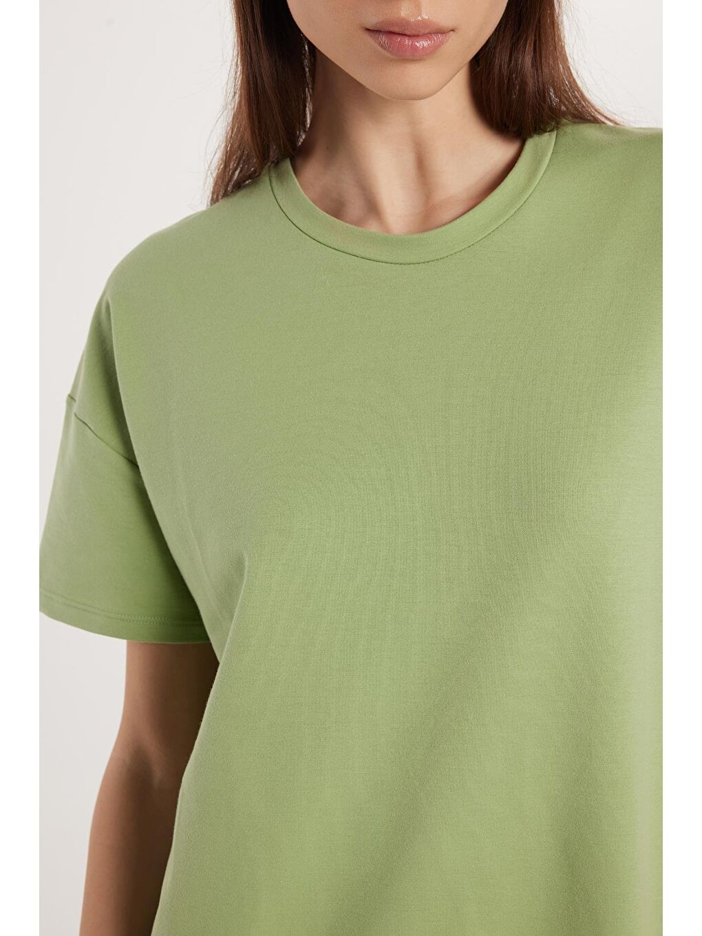 Kadın Regular Fit Kısa Kollu Esnek Kumaş Cepli Bisiklet Yaka Yeşil Elbise-2