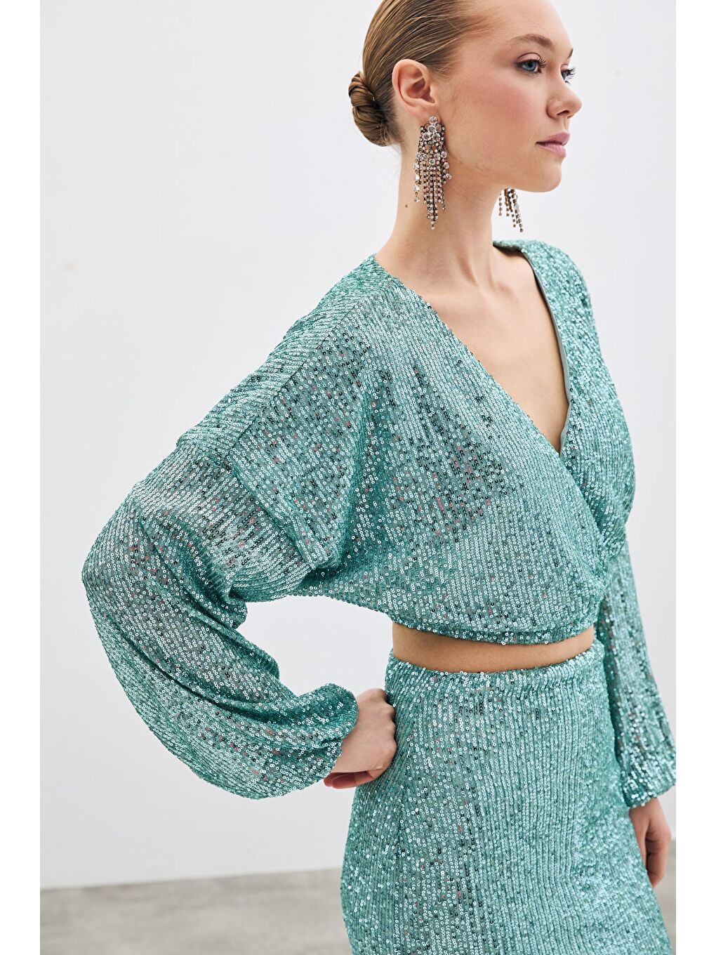 SATEEN Yeşil Payetli Kruvaze Bluz - Mint - 1