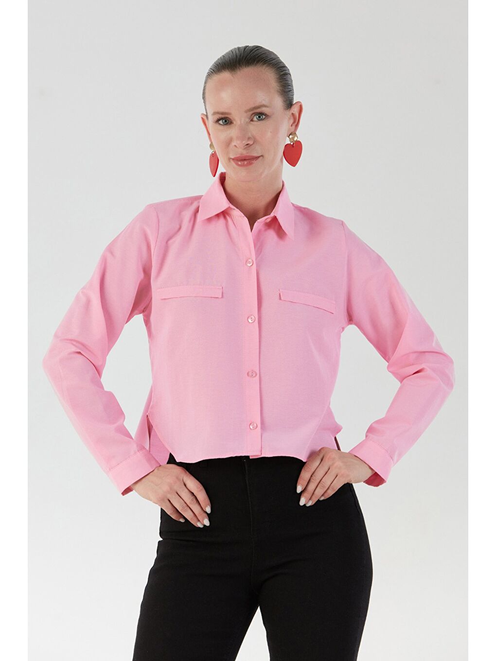 Pembe Basic Cep Detaylı Arkası Uzun Gömlek