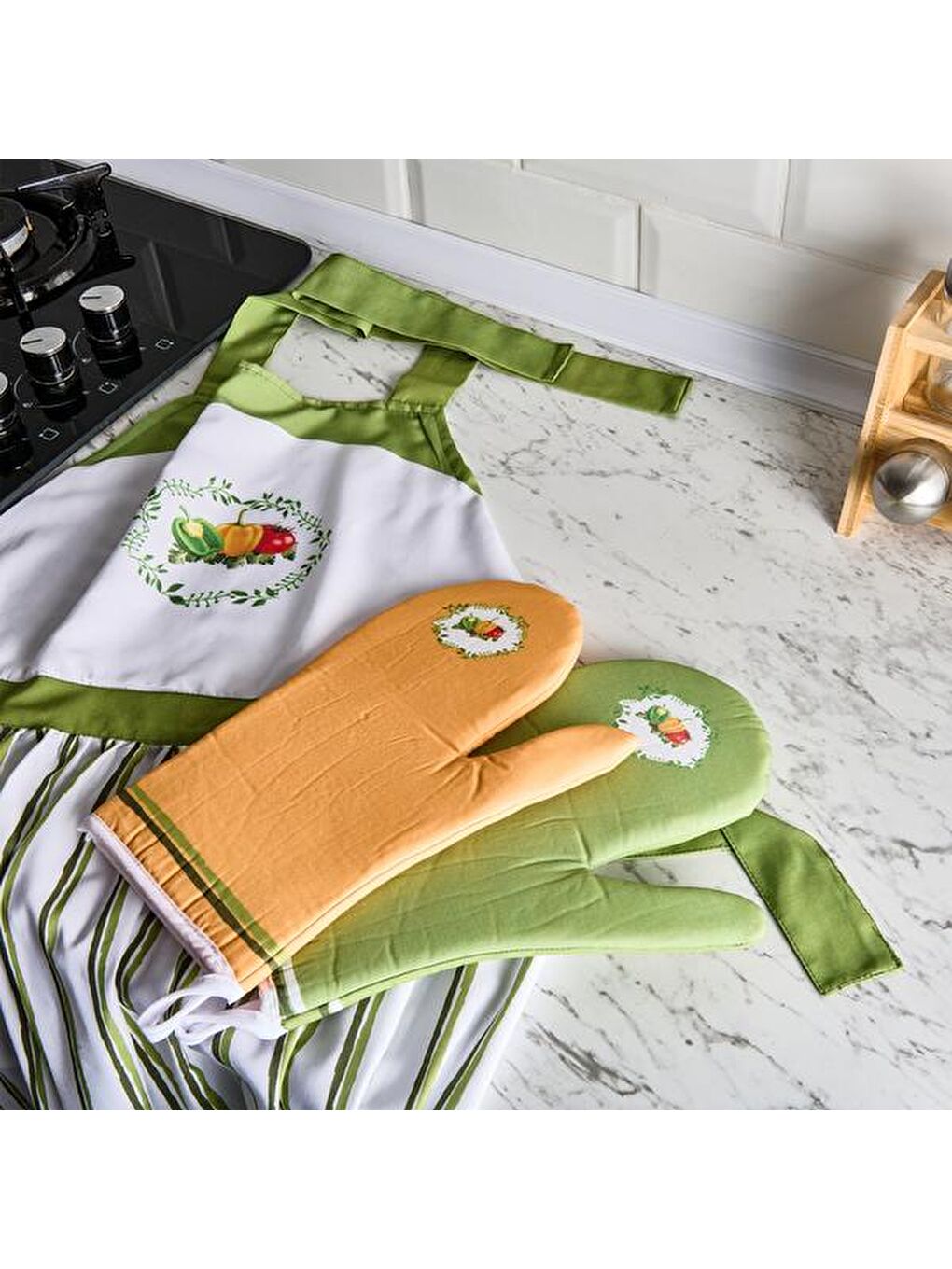 Soft Domates Turşu Desenli 2'li Fırın Eldiven Seti - Turuncu / Yeşil - 26x18 cm-2