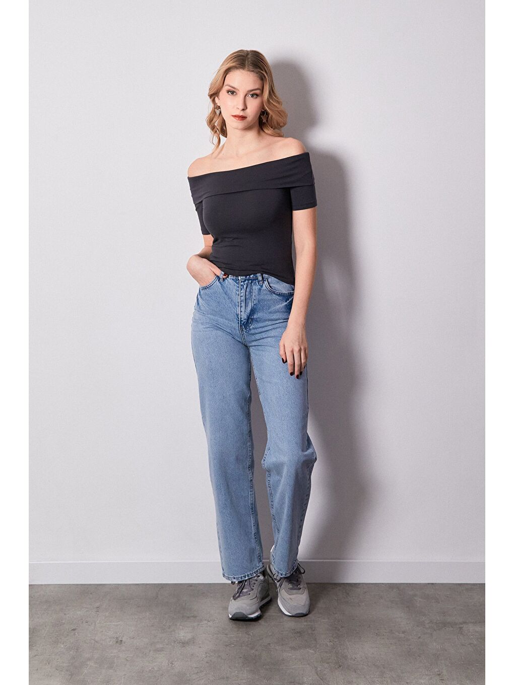 Gri Basic Madonna Yaka Bluz-2