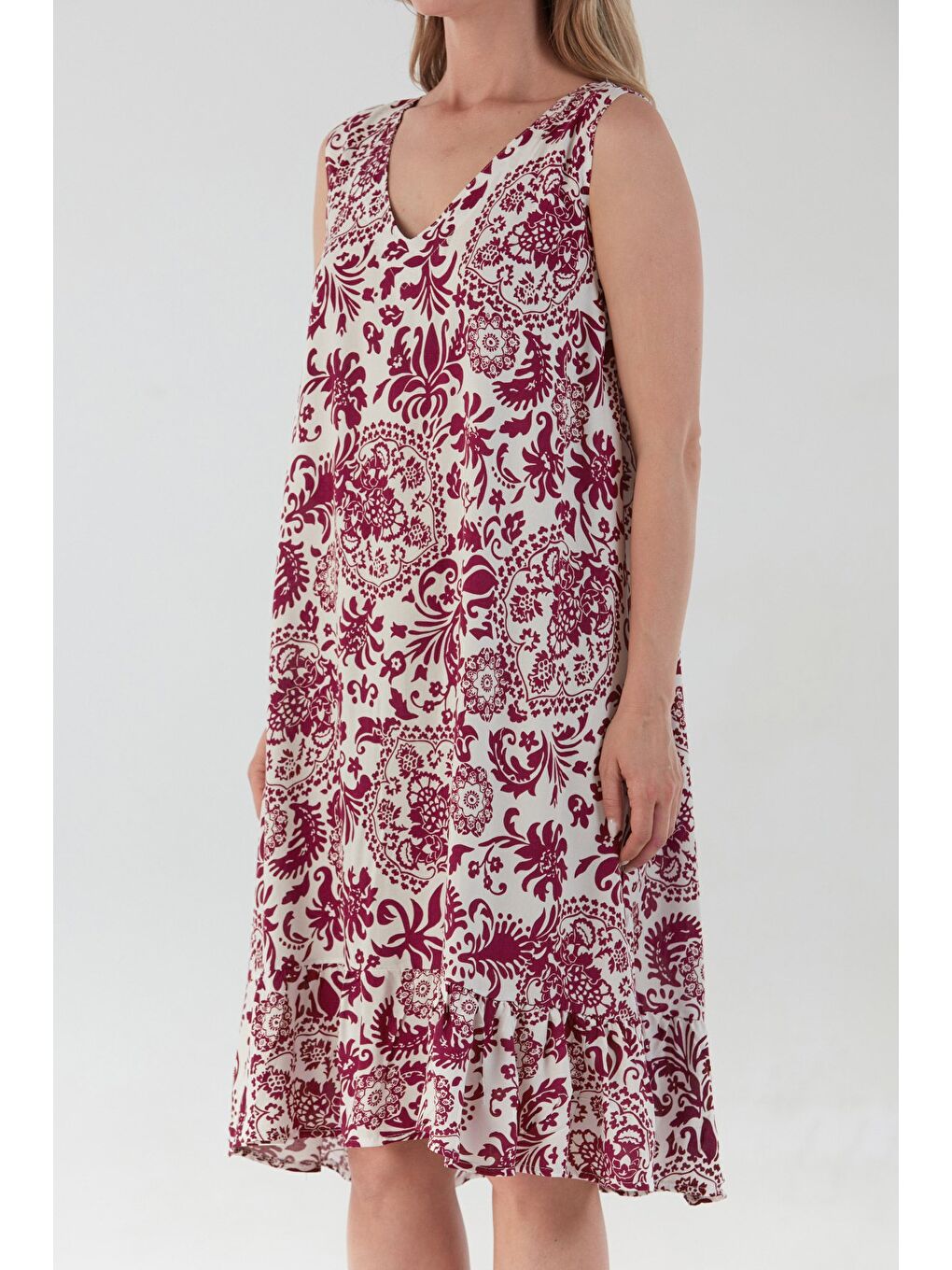 Bordo Şal Desenli V Yaka Pileli Salaş Elbise-4