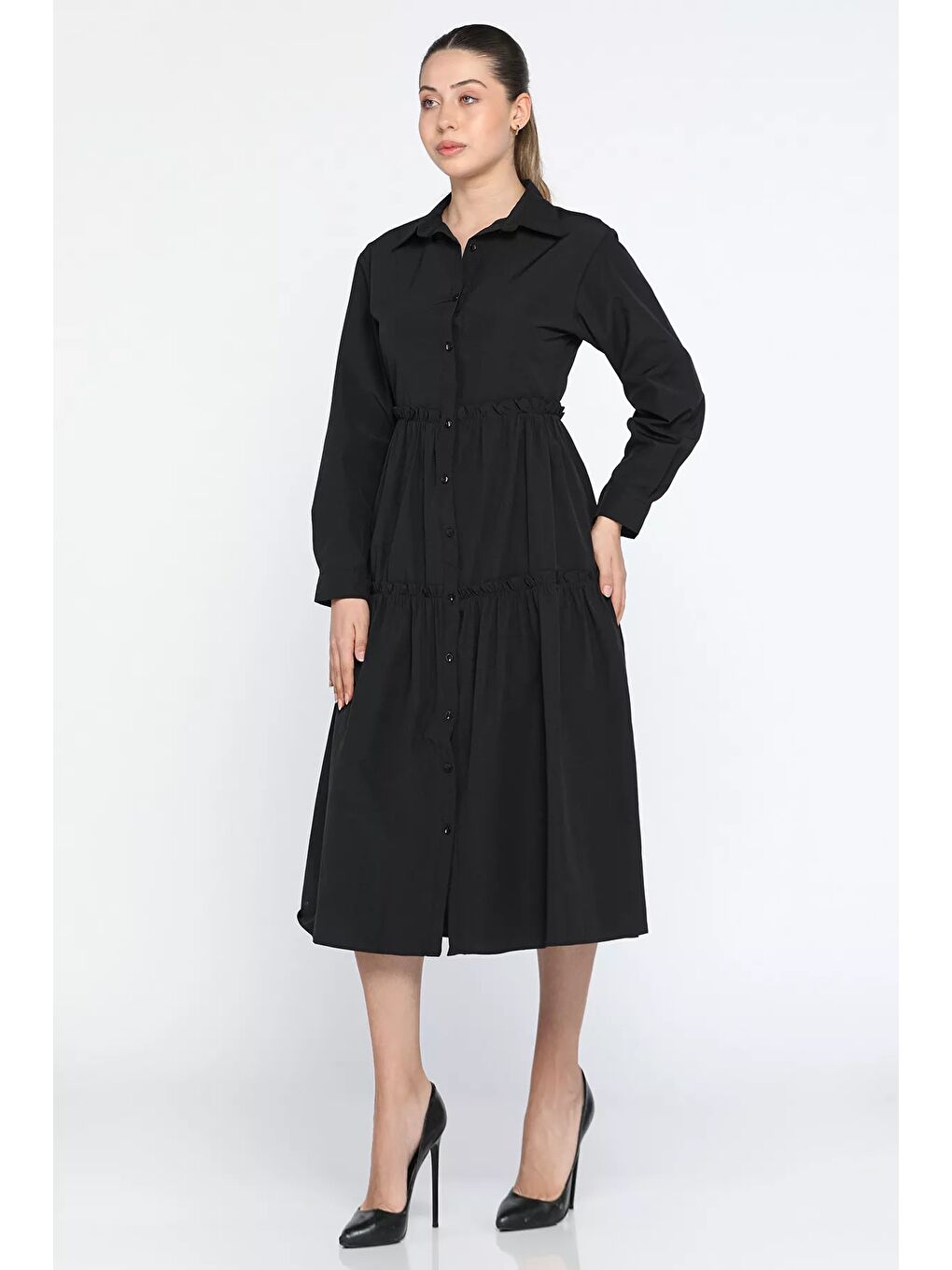 Siyah Boydan Düğmeli Elbise