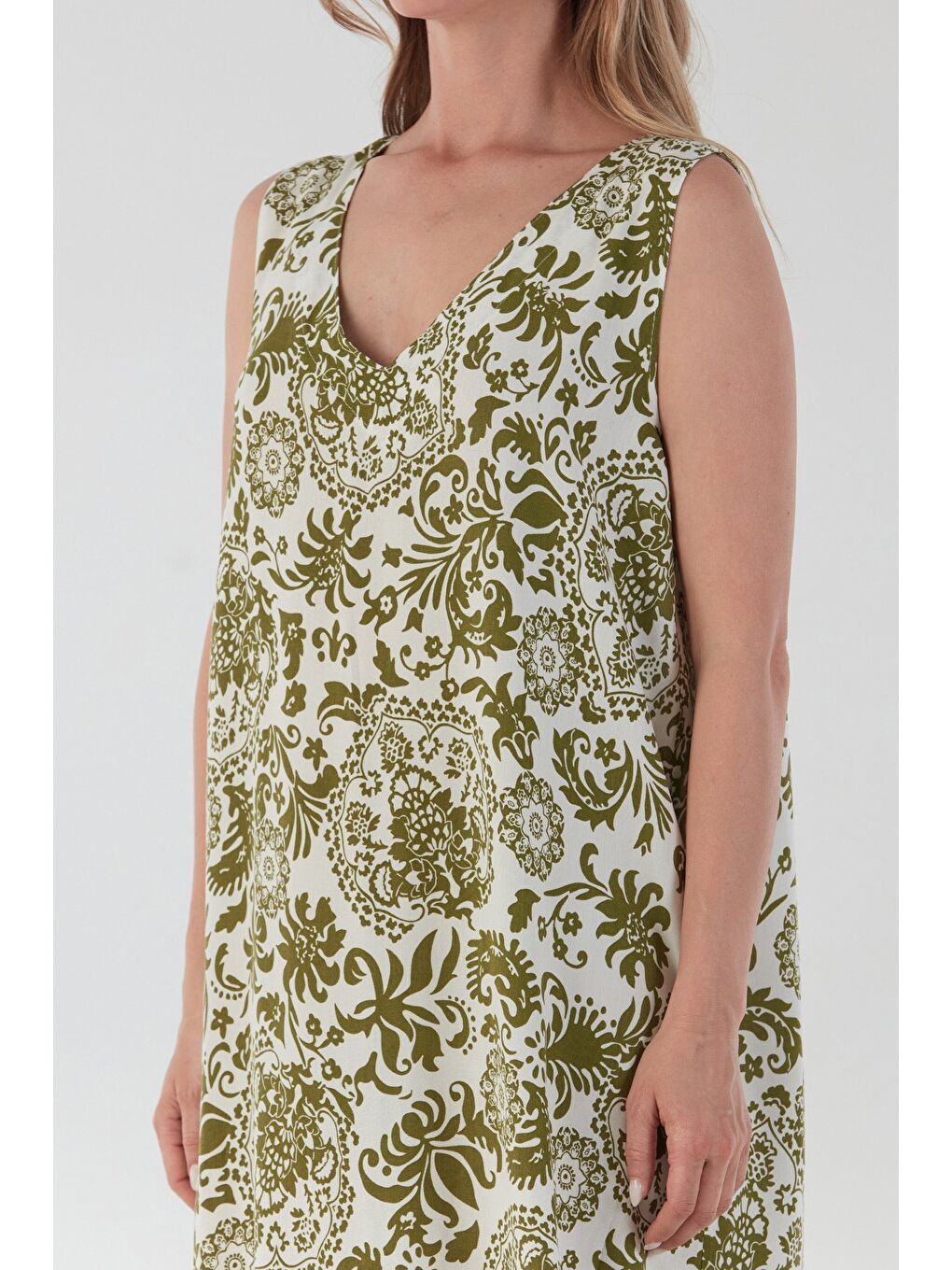 Haki Şal Desenli V Yaka Pileli Salaş Elbise-3