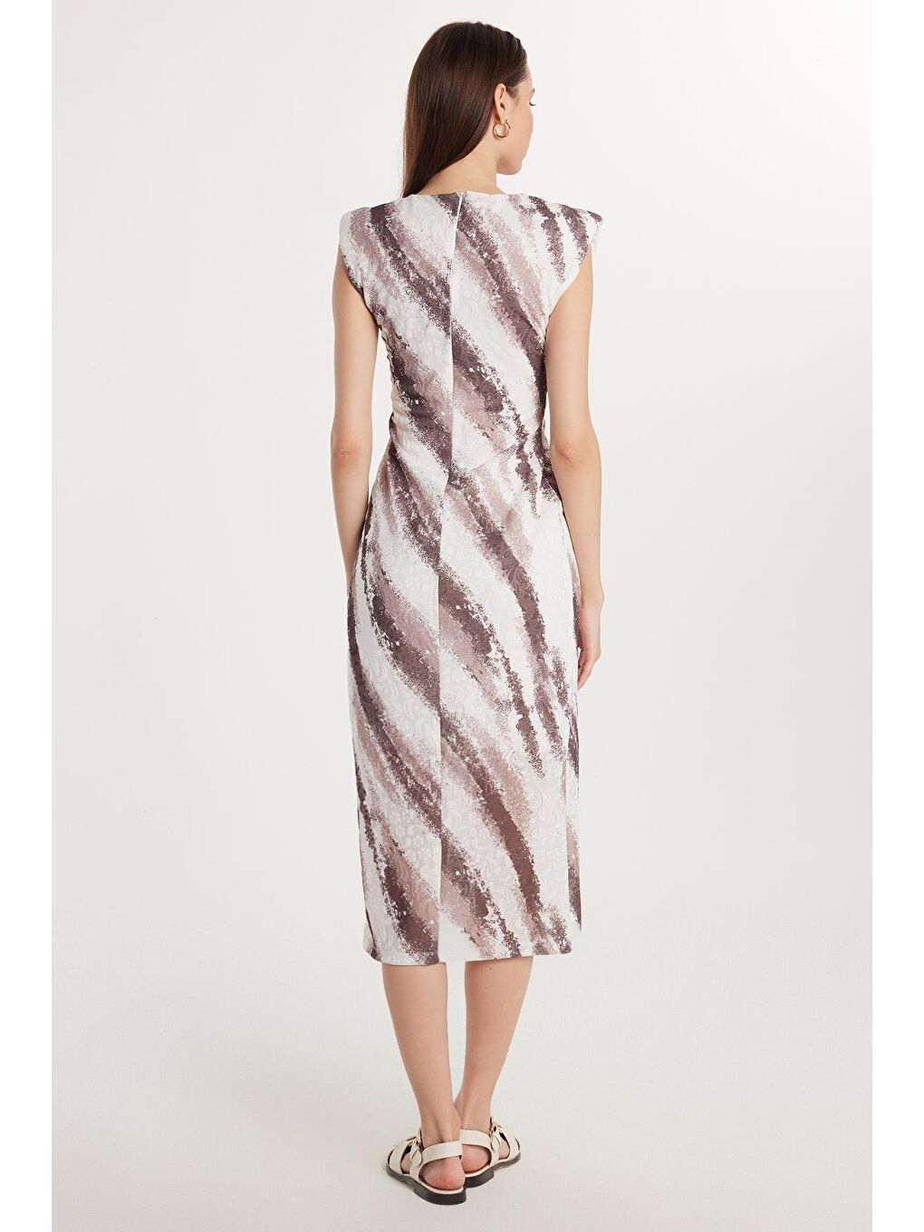 Karışık Kadın Slim Fit Dar Kesim Kolsuz V Yaka Midi Boy Elbise-4