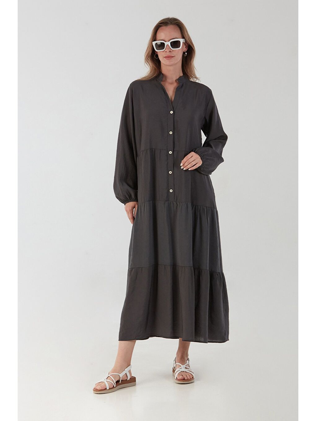 Gri Fullamodest Kolları Lastikli Dik Yaka Elbise