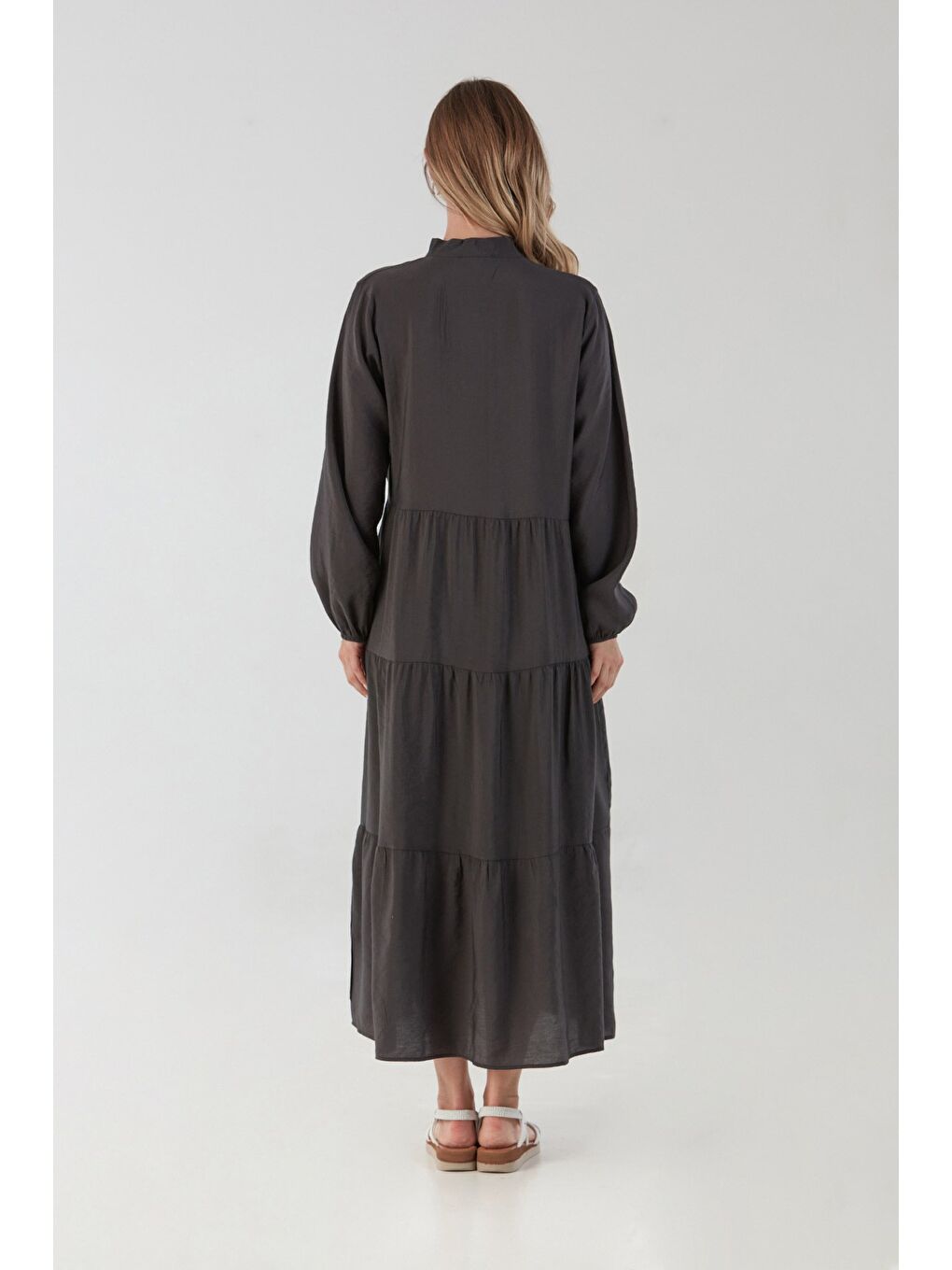 Gri Fullamodest Kolları Lastikli Dik Yaka Elbise-3