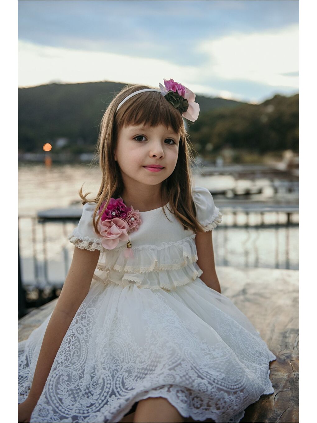 Ekru Özel Tasarım Kız Çocuk Elbise, Dantel Detaylı Kız Çocuk Kısa Elbise, Taç Aksesuarlı Abiye Elbise-6