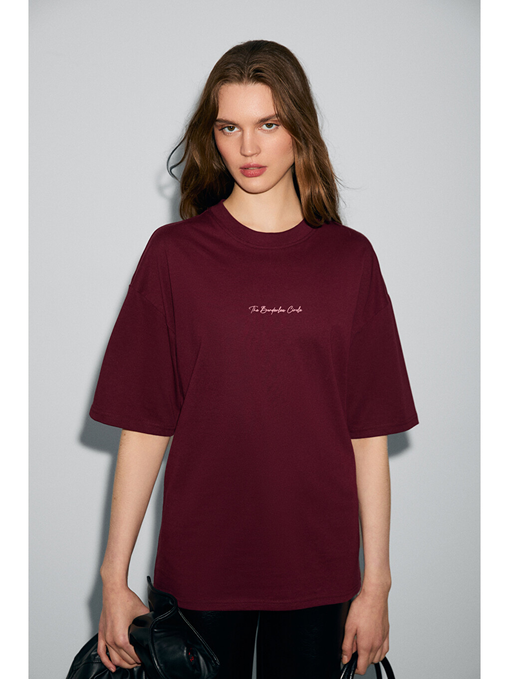 Kıvato Kadın %100 Pamuk Yumuşak Kumaşlı Baskı Detaylı Bordo T-shirt-1