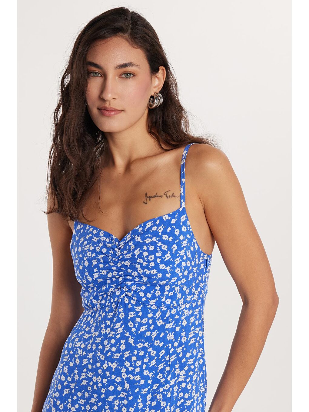 Karışık Kadın Slim Fit Dar Kesim İnce Askılı V Yaka Baskılı Viskon Mavi Elbise-1