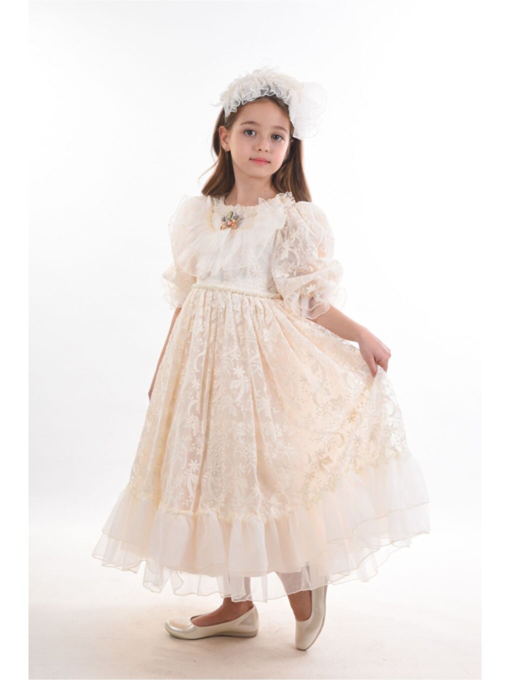 Ekru Özel Tasarım Kız Çocuk Abiye Elbise ,Taç Aksesuarlı, Yaka Detaylı Uzun Kız Çocuk Elbisesi-1