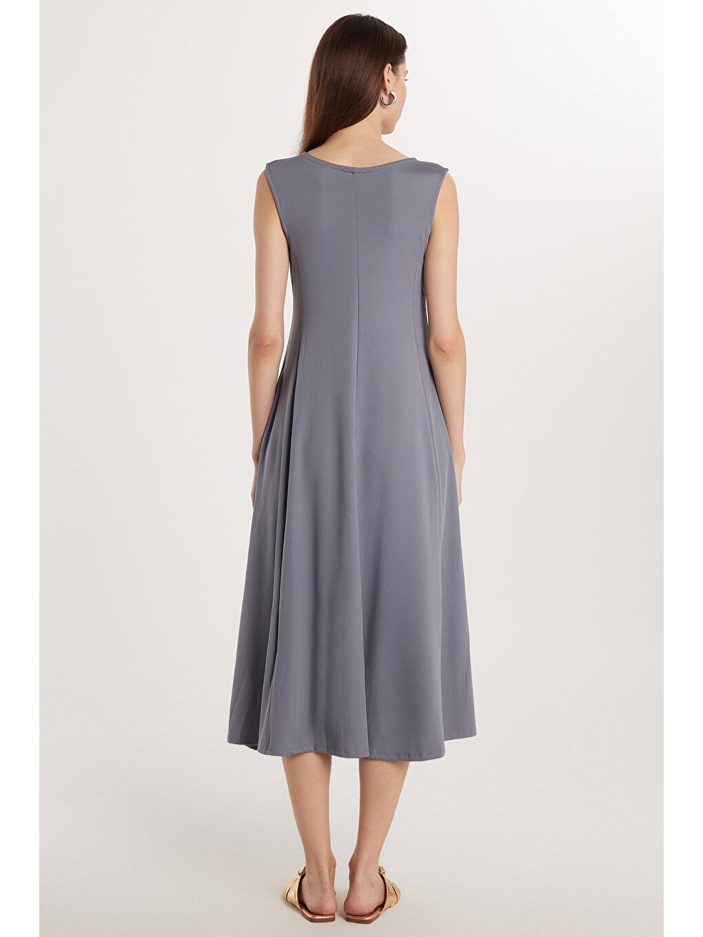 Kadın Regular Fit Asklılı Yan Cepli Bisiklet Yaka Uzun Antrasit Elbise-4