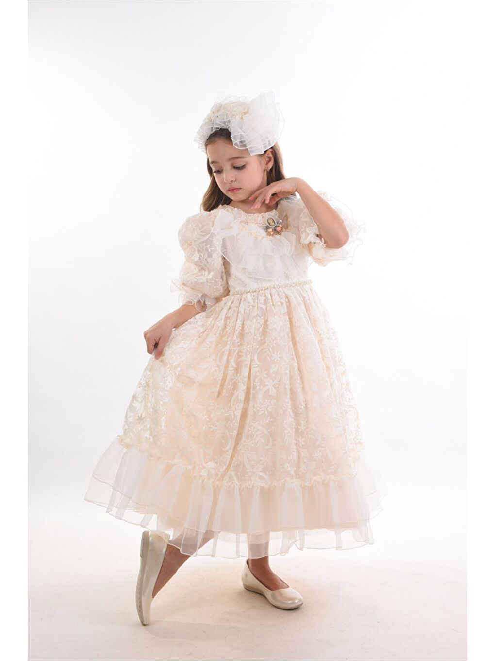 Ekru Özel Tasarım Kız Çocuk Abiye Elbise ,Taç Aksesuarlı, Yaka Detaylı Uzun Kız Çocuk Elbisesi-3