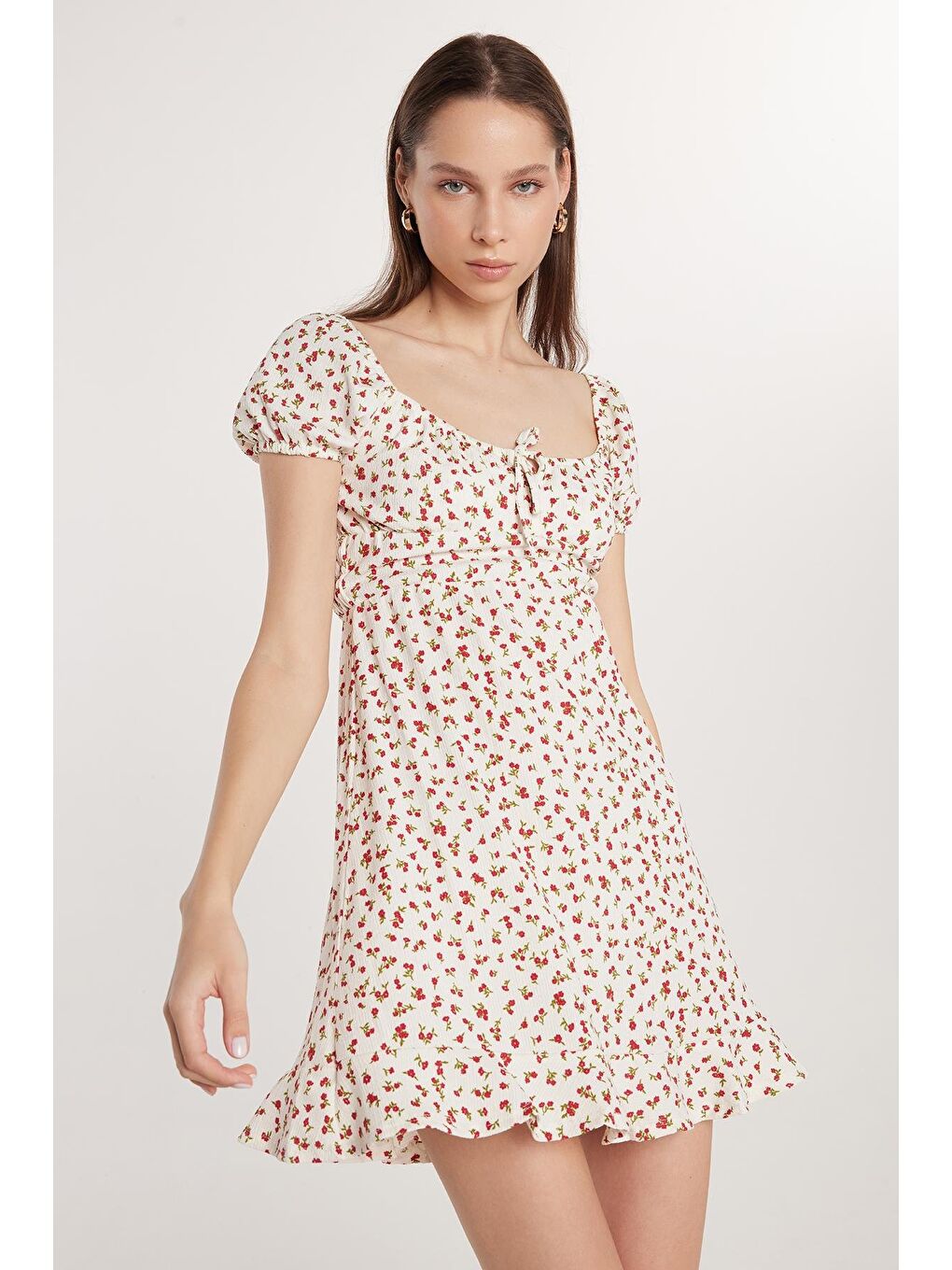 Karışık Kadın Standart Fit Kısa Kollu Bağlama Detaylı Geniş Yaka Baskılı Elbise-1