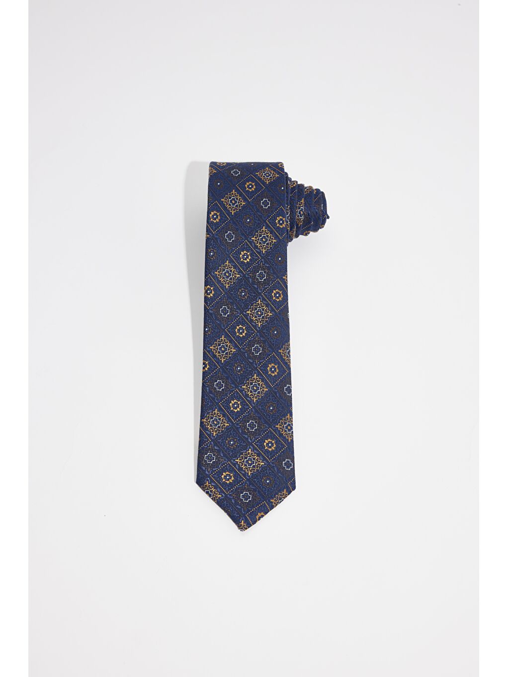 Karışık Desenli Klasik Cep Mendilli Erkek Kravat