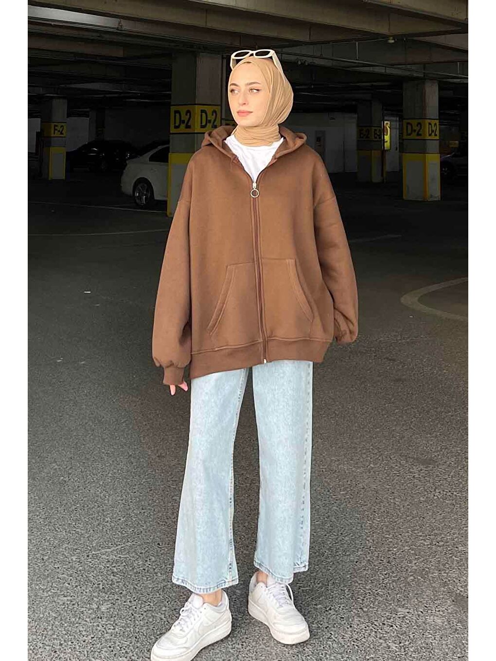 Kapüşonlu Oversize Yan Cepli Sweat Acı Kahverengi