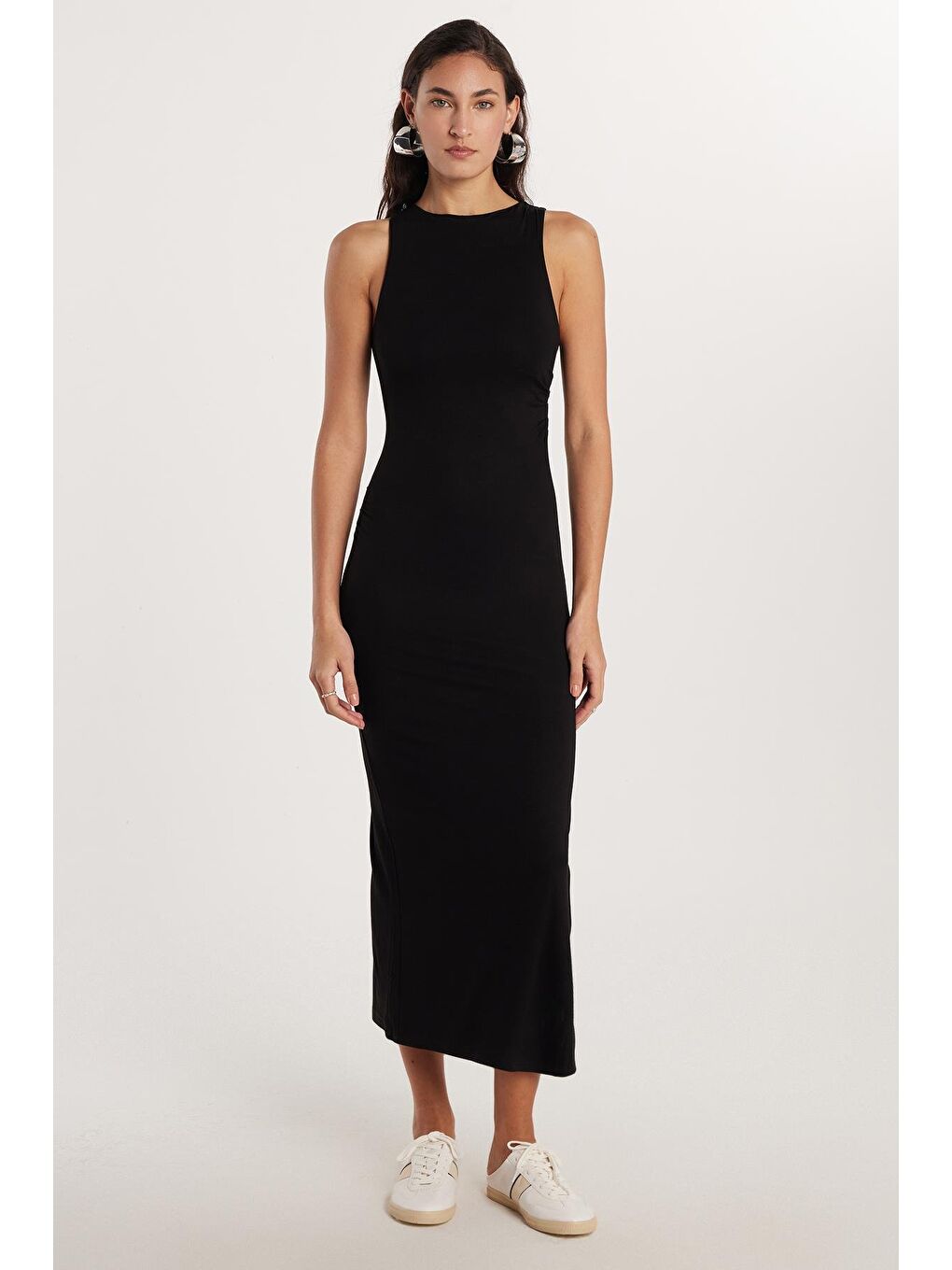 Kadın Modal Kumaş Slim Fit Dar Kesim Sıfır Kol Bisiklet Yaka Siyah Elbise