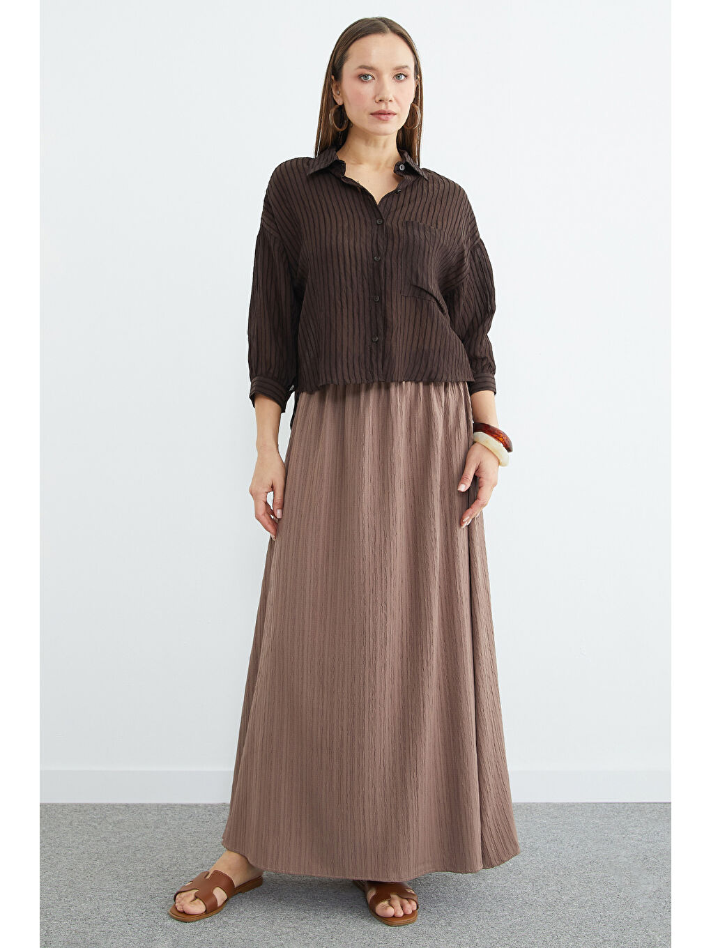 Kahverengi Çizgili Jakarlı Tek Cepli Gömlek-2