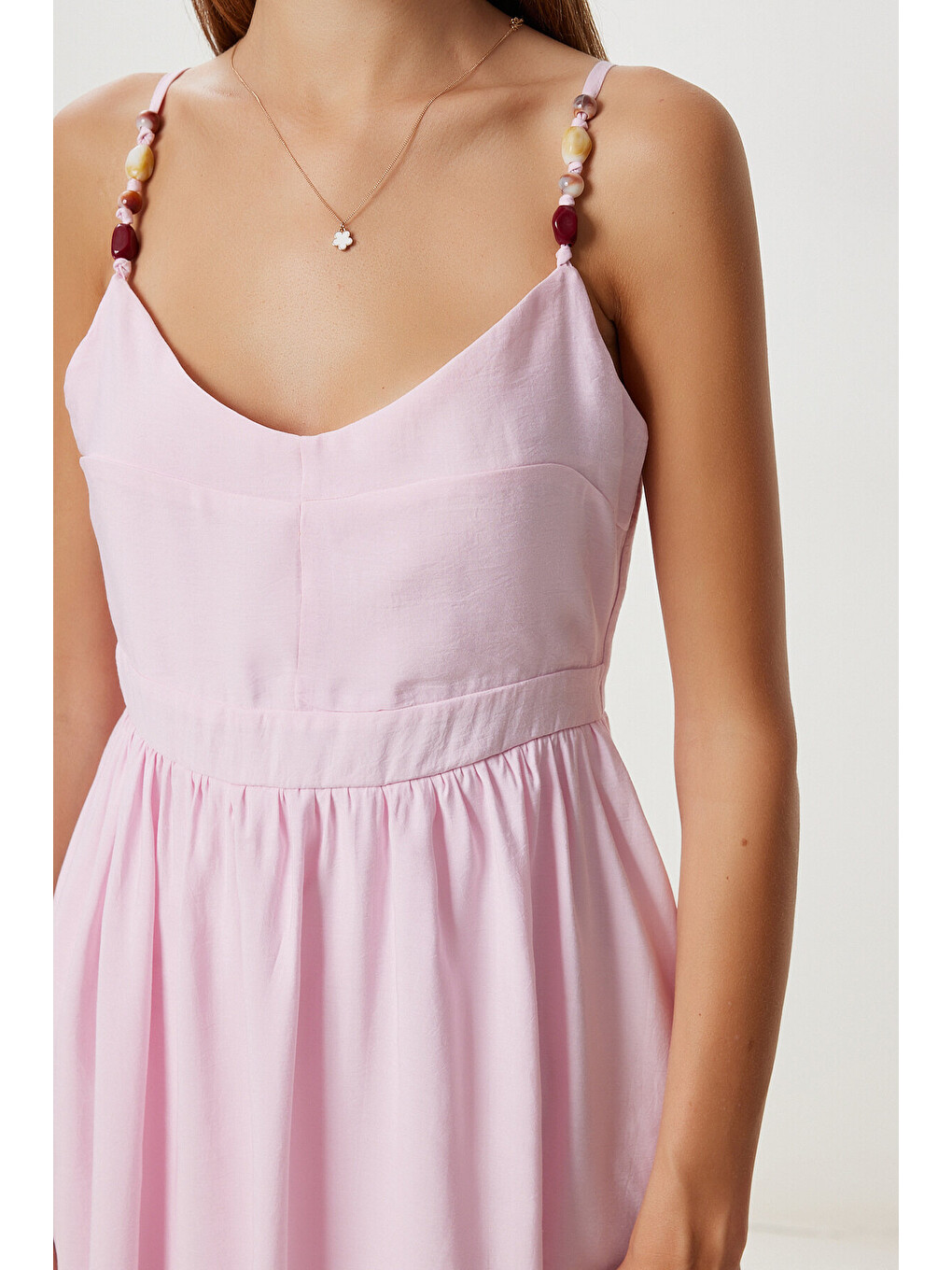 Pembe Boncuk Detaylı Askılı Yazlık Modal Elbise ŞEKER PEMBE LUB0141-3