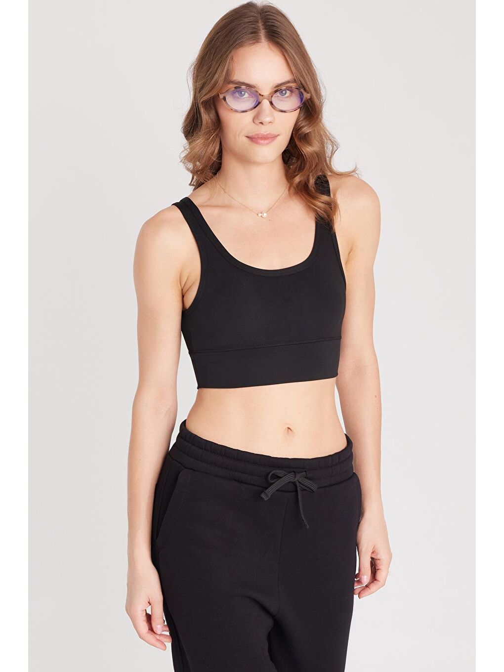 Kadın Slim Fit Dar Kesim İnce Askılı Kare Yaka Siyah Crop-5