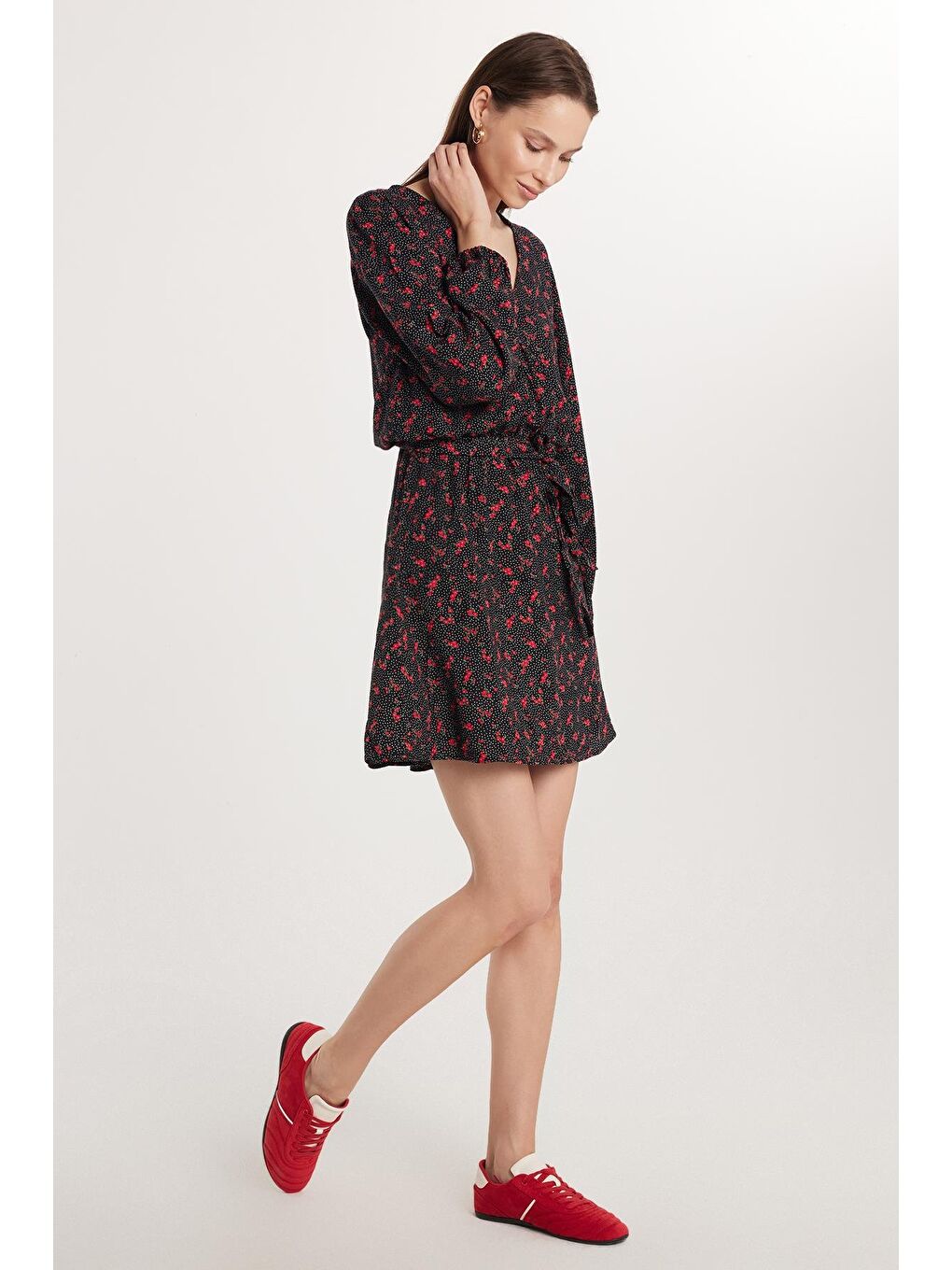 Karışık Kadın Slim Fit Dar Kesim Uzun Kollu Bağlamalı V Yaka Baskılı Viskon Elbise-3