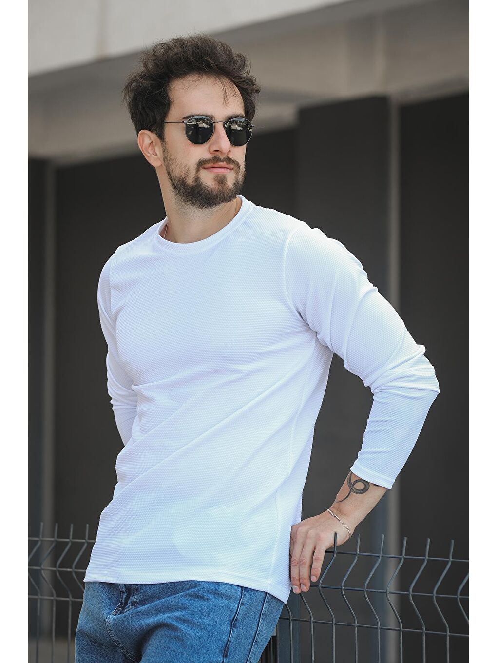 Beyaz Betti Slim Fit Elastanlı Petek Kumaş Bisiklet Yaka Erkek Uzun Kol Tshirt-2