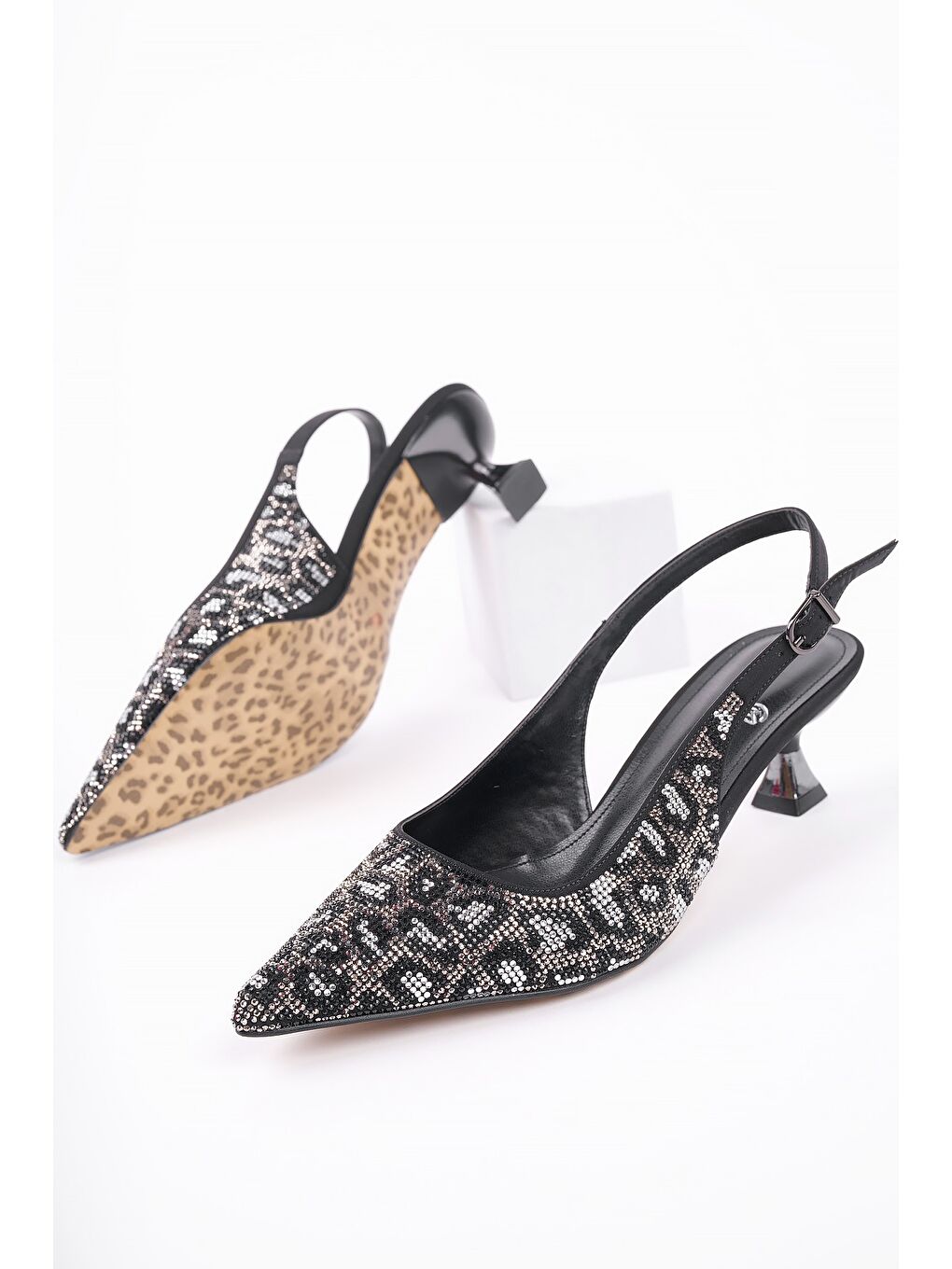 Siyah RASHİDA Kadın Sivri Burun Leopar Detaylı Arkası Açık Günlük Klasik Topuklu Abiye Ayakkabı-4