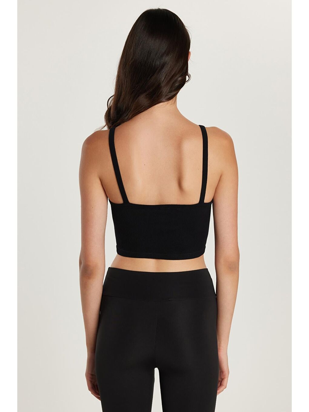 Kadın Slim Fit Kare Yaka Düz Basic Siyah Crop Atlet-4