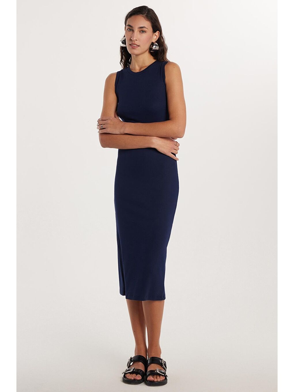 Kadın Slim Fit Dar Kesim Modal Bisiklet Yaka Sıfır Kol Maxi Lacivert Elbise-3