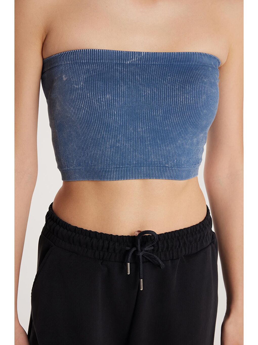 Kadın Slim Fit Dar Kesim Straplez Dikişsiz İndigo Crop Atlet-2