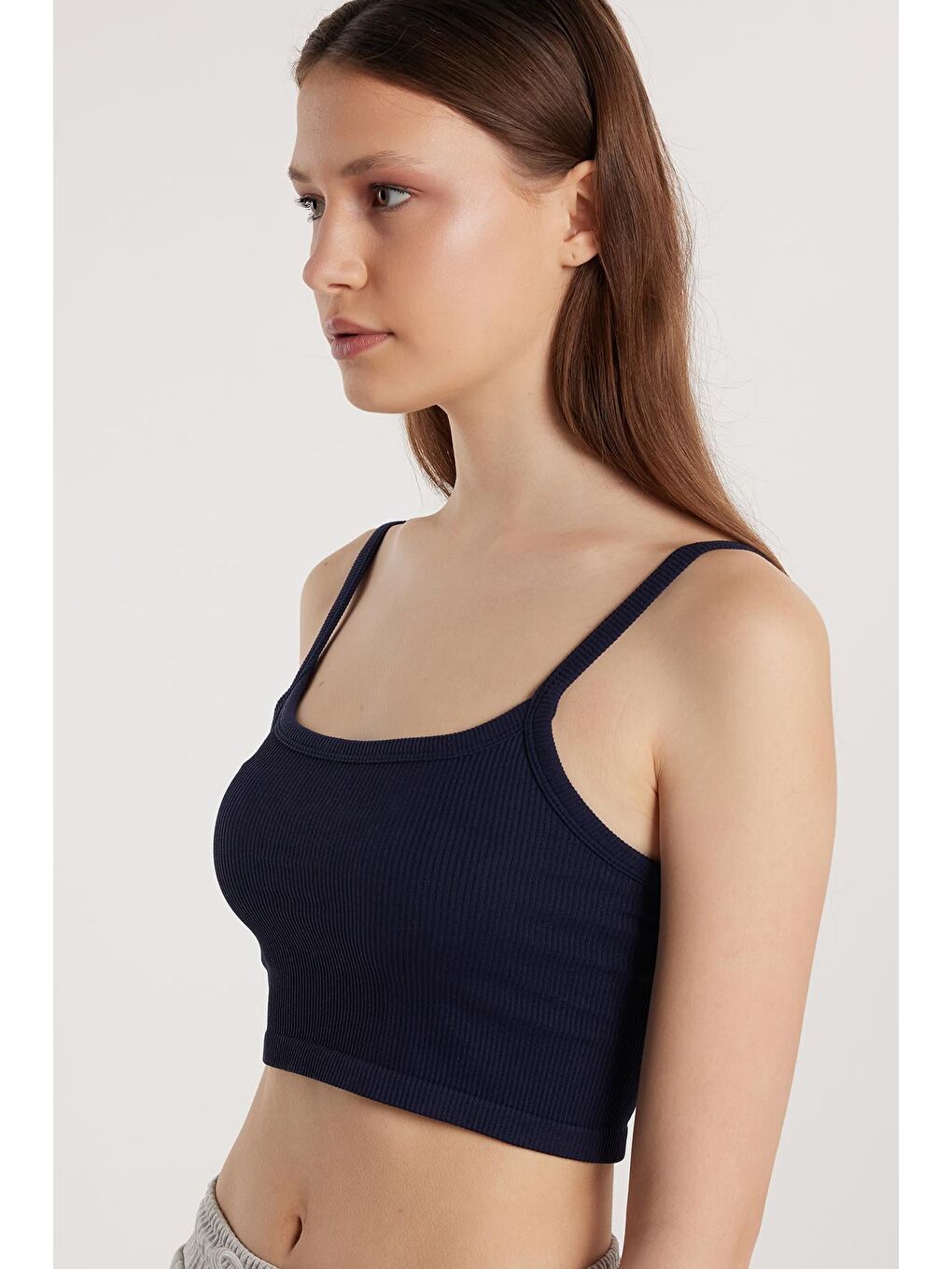 Kadın Slim Fit Kare Yaka Düz Basic Lacivert Crop Atlet-1