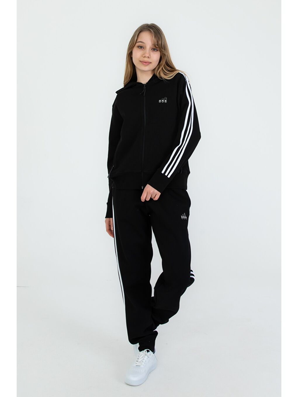 Siyah Kapüşonlu Fermuarlı Çift Cepli Kız Çocuk Eşofman Takım-2