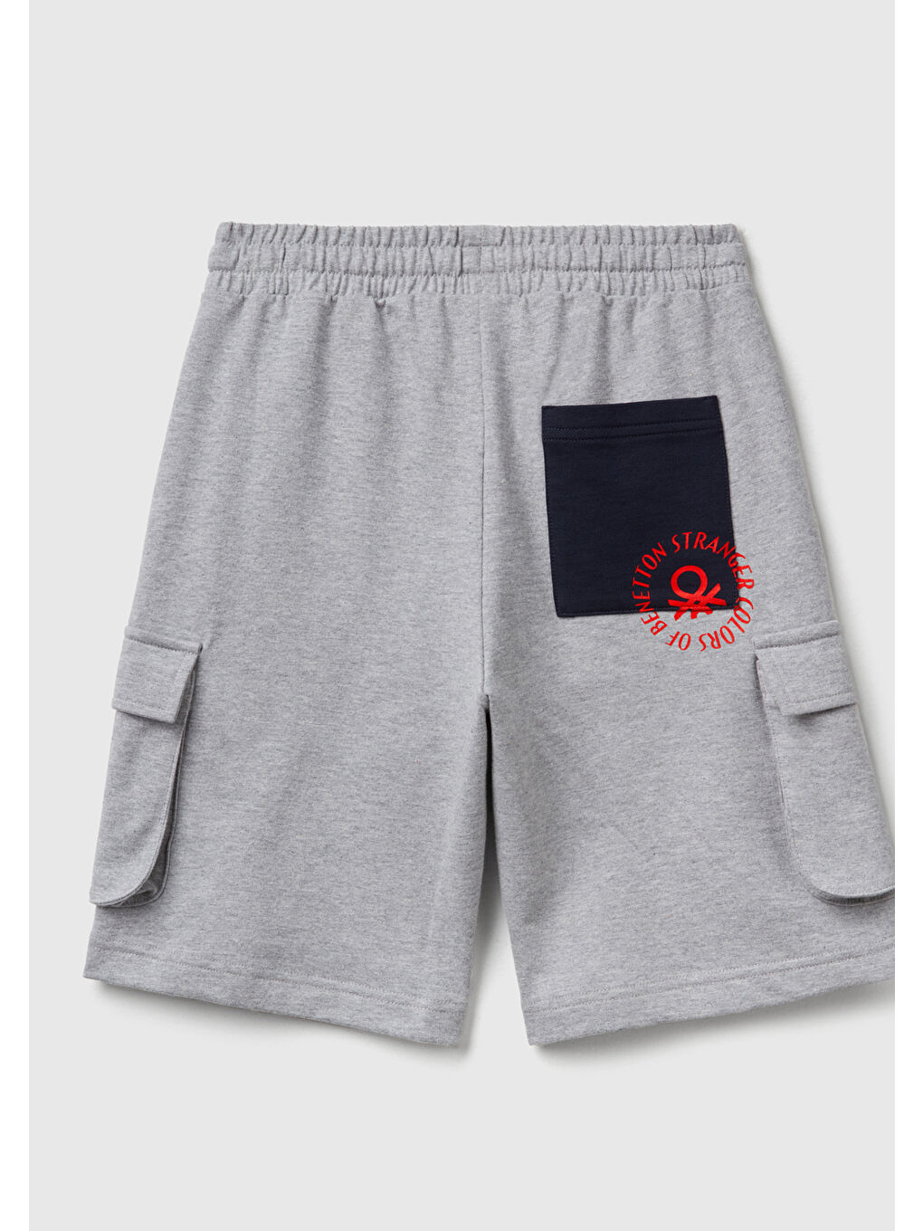 Erkek Çocuk Gri melanj % 100 Pamuk  Stranger Things Patch ve Baskı Detaylı Kargo Bermuda Şort-1