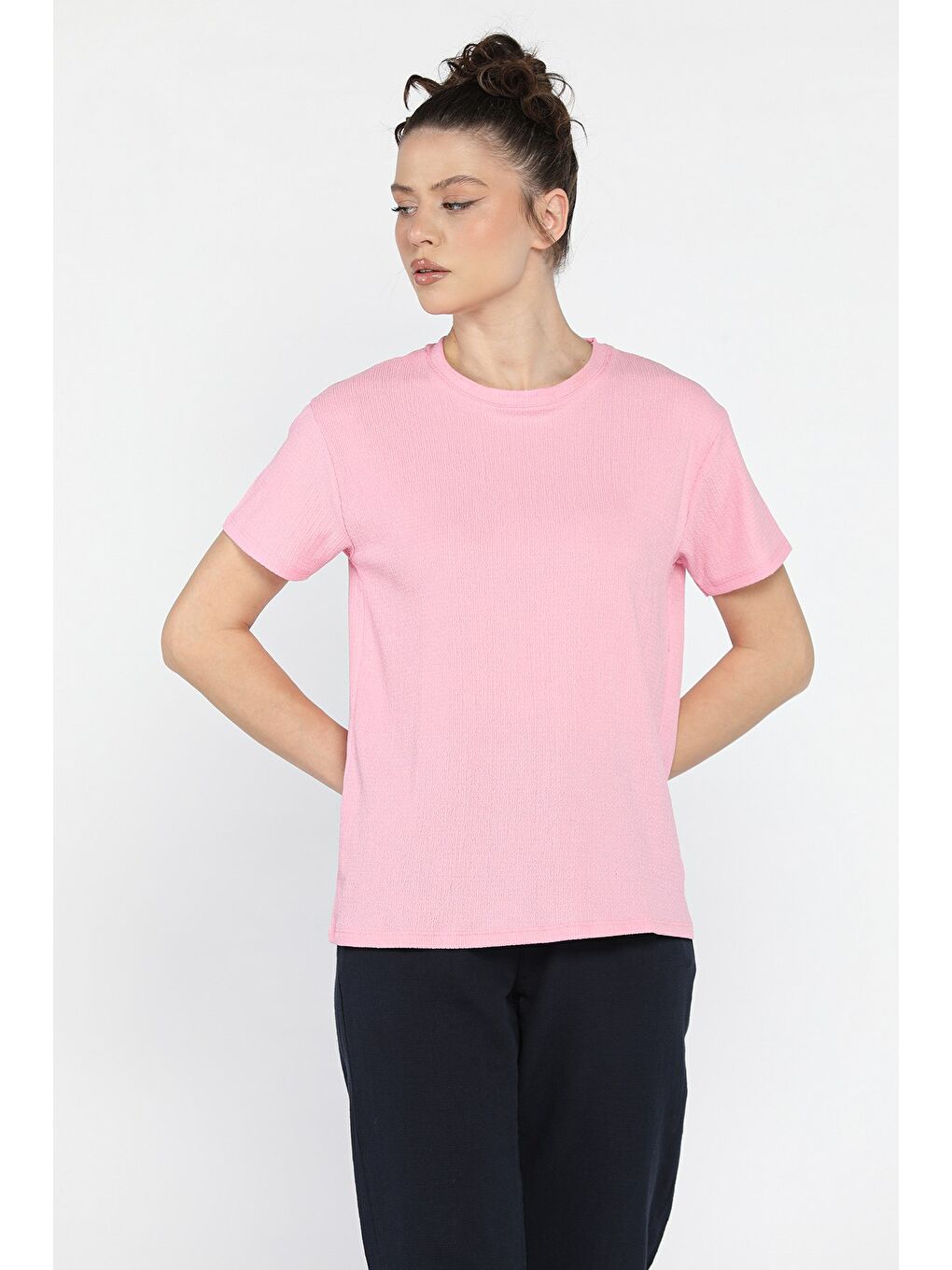 Pembe Kadın Bisiklet Yaka Basic Tişört-1