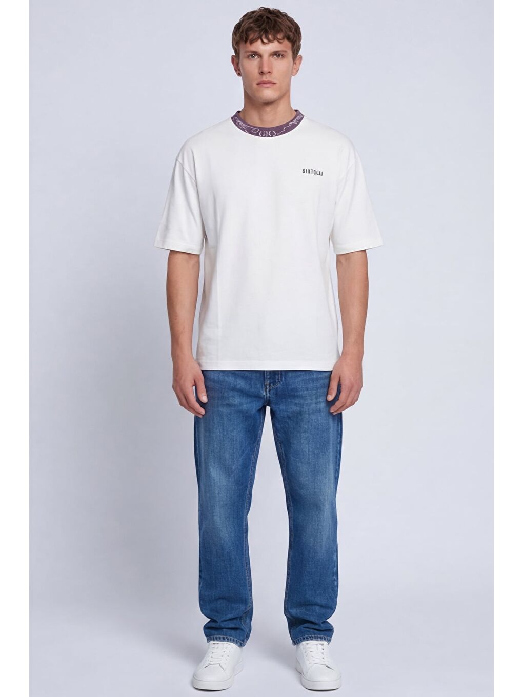 Giotelli Erkek Beyaz Normal Kesim Regular Fit Dokuma Basic Tişört-1